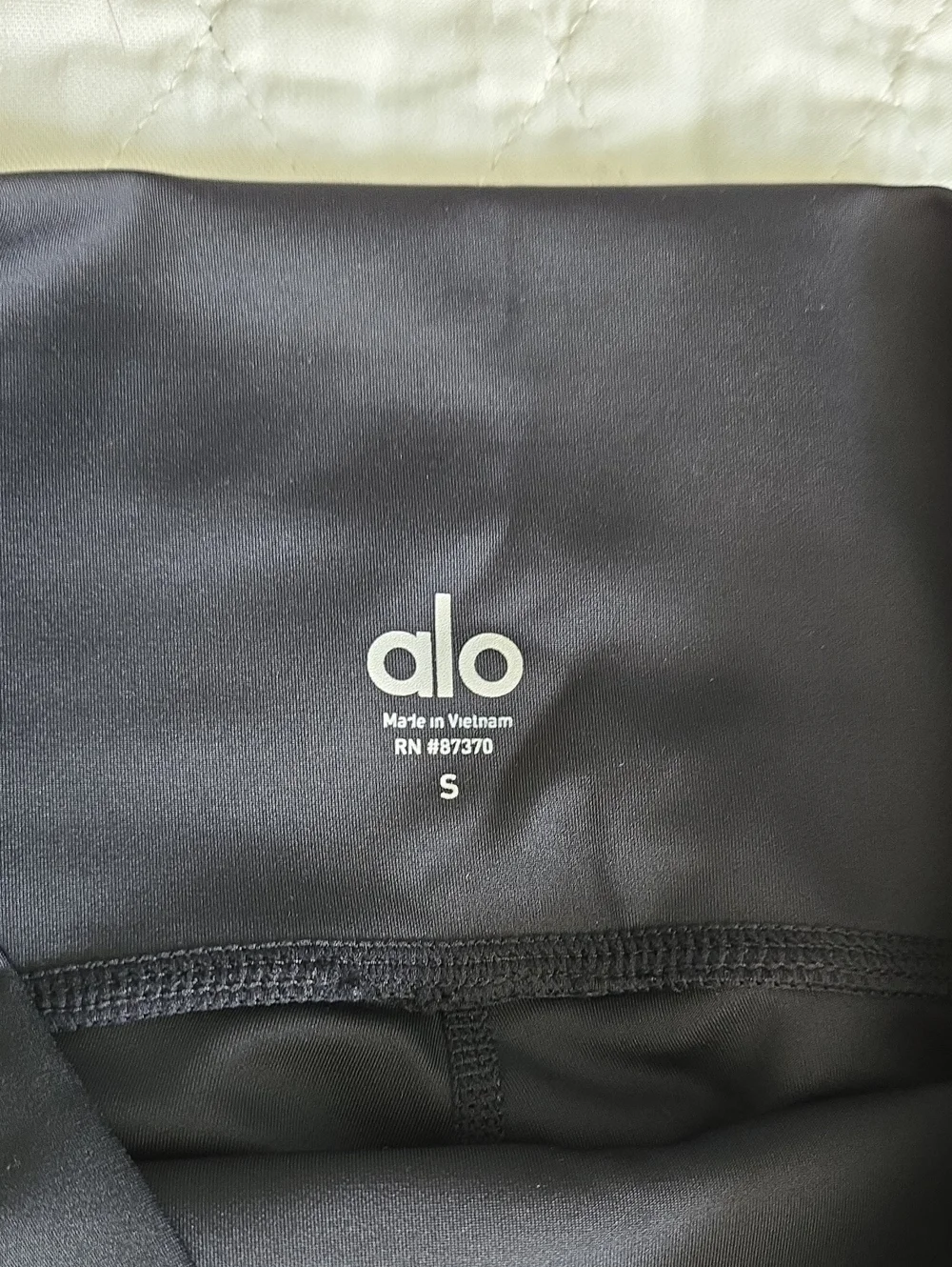 Alo Yoga 7/8 High-Waist Airlift Legging, Small